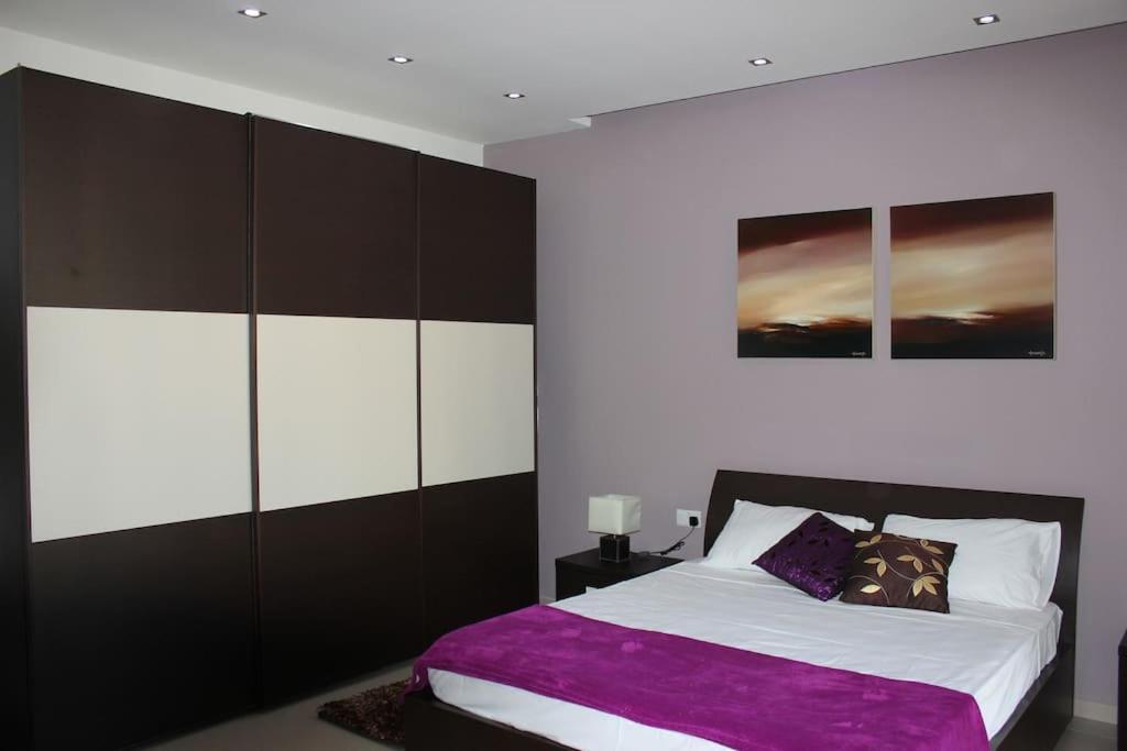 Sunny 2 Bedroom, 2 Bathrooms, Seaside Apt. Sliema Exterior photo